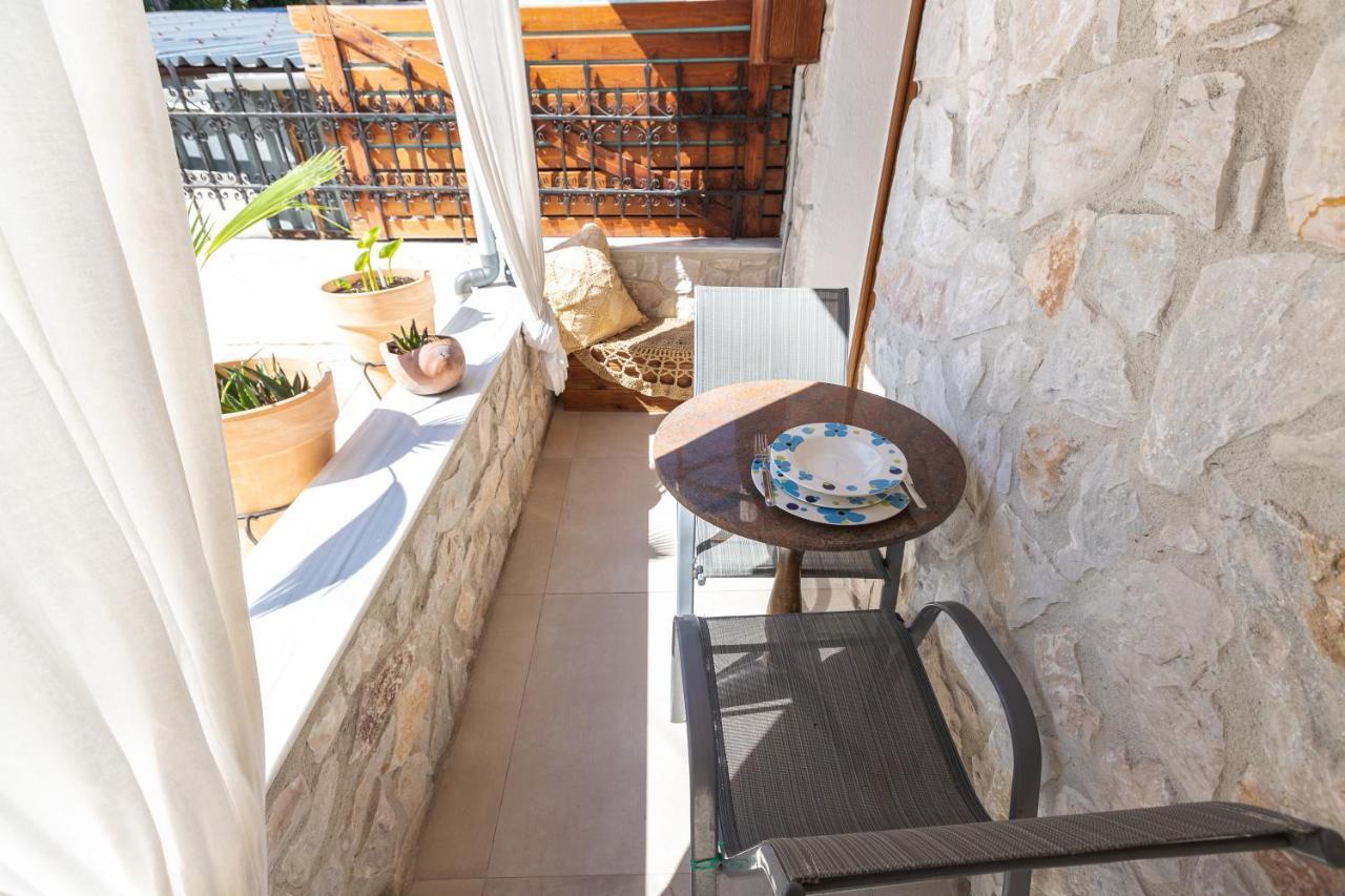 Villa Nymphes House Pefkochori Esterno foto