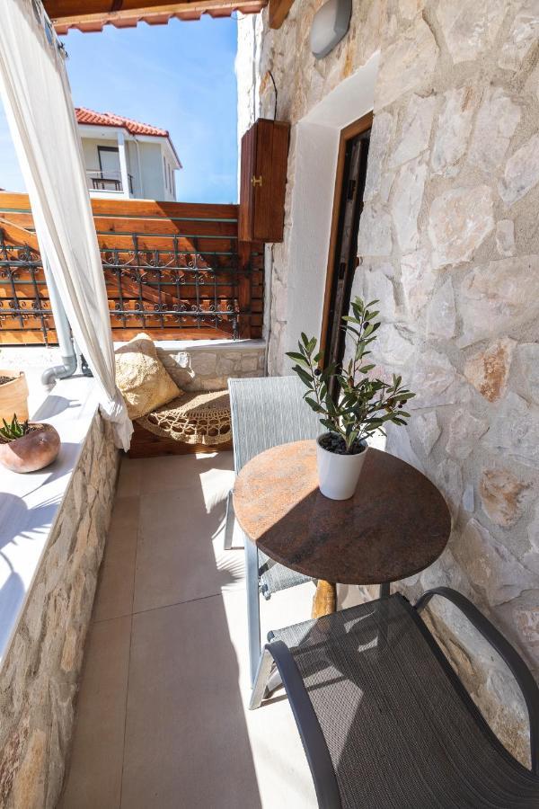 Villa Nymphes House Pefkochori Esterno foto